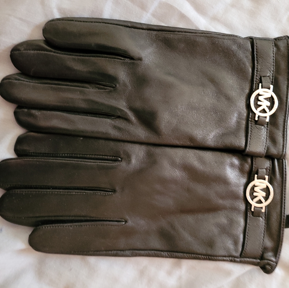 Michael Kors Leather Gloves